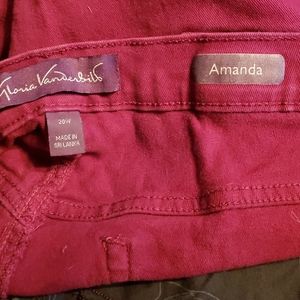 Gloria Vanderbilt Amanda Jeans 30W Burgundy